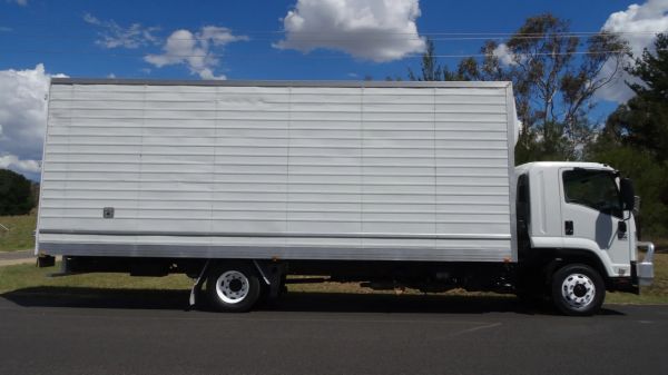 2012 ISUZU FSR700 image