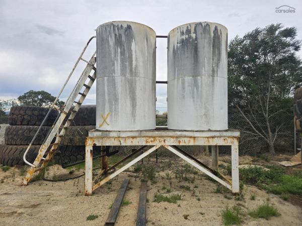 1990 FUEL TANK FUEL TANK Large DieselTank image