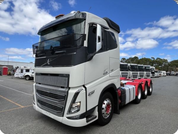 2022 Volvo FH16 8x6 Prime Mover image