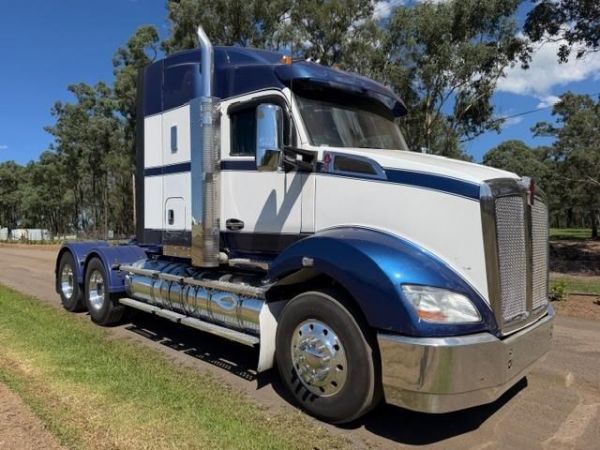 2017 KENWORTH T610 image