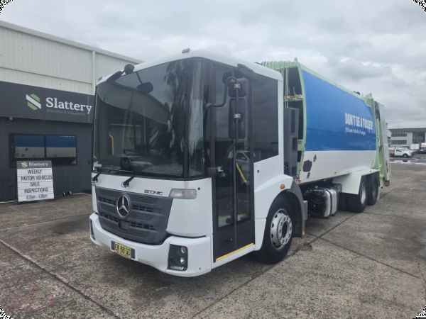 2016 Mercedes Benz Econic 2630 6x4 Rear Load Garbage Compactor (Council Asset) image
