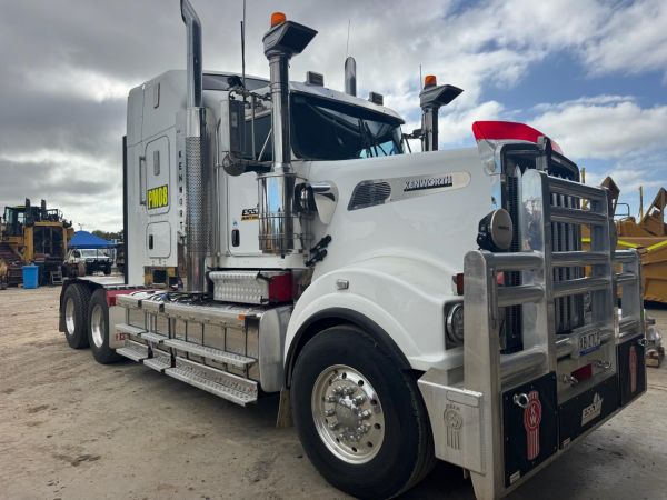 2022 KENWORTH T909 Prime Mover image