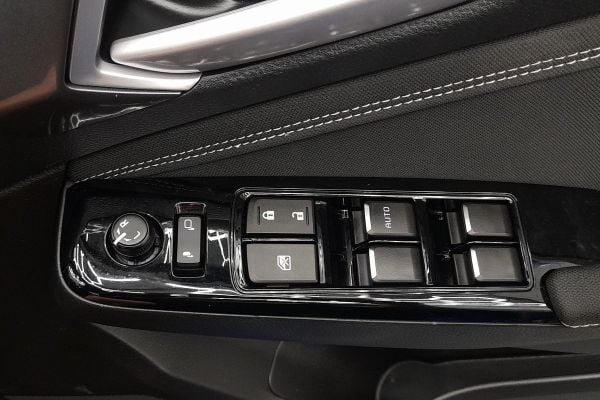2022 Isuzu D-MAX LS-U 4X4 image