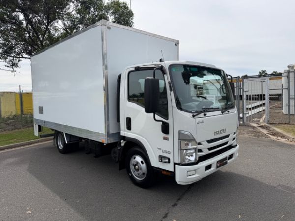 2022 Isuzu NNR Pantech image