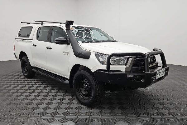 2022 Toyota Hilux SR GUN126R 4X4 image