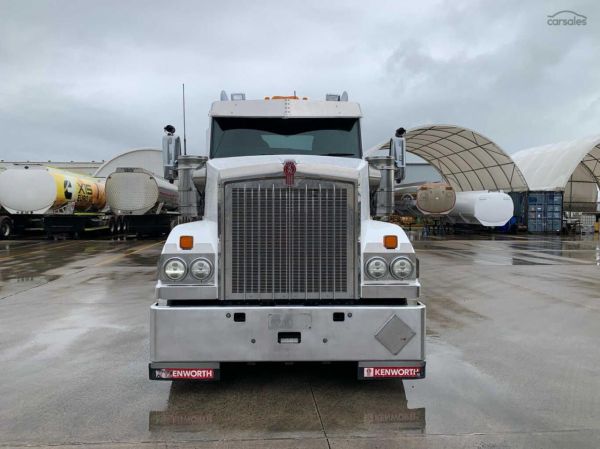 2020 Kenworth T610SAR image