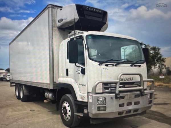 2017 Isuzu F Series FVL240-300 image