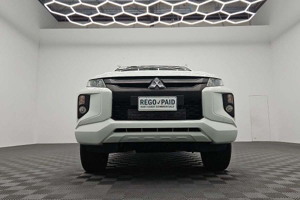 2023 Mitsubishi Triton GLX MR 4X4 image