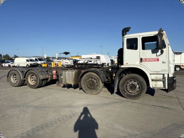 2015 Iveco Acco 2350 8x4 Cab Chassis image