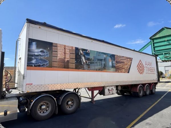 2004 Barker Walking Floor Trailer image