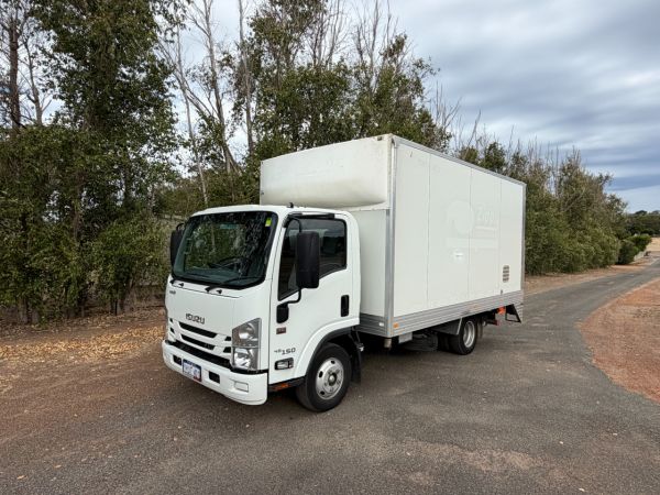 2021 Isuzu NNR 45 150 Pantech Can Drive on Car Licence image