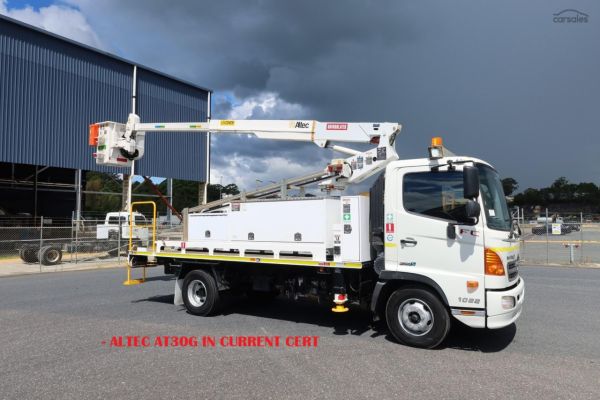 2017 Hino 500 Series FC1022 AMT Auto image