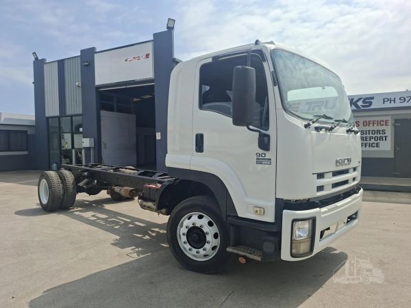 2008 ISUZU FTR900 image