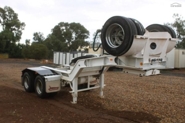 2013 Drake 24 Dolly Trailer image