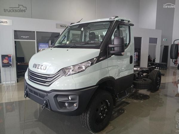 2024 Iveco Daily 70S18 image