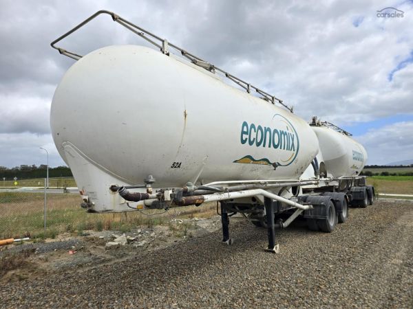 2005 Marshall Lethlean MLLWTA21TWTE Powder Tank image