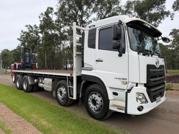 2021 UD QUON 8X4 TRAY TRUCK WITH M5 MOFFETT, ONLY 153K KMS, AUTO image