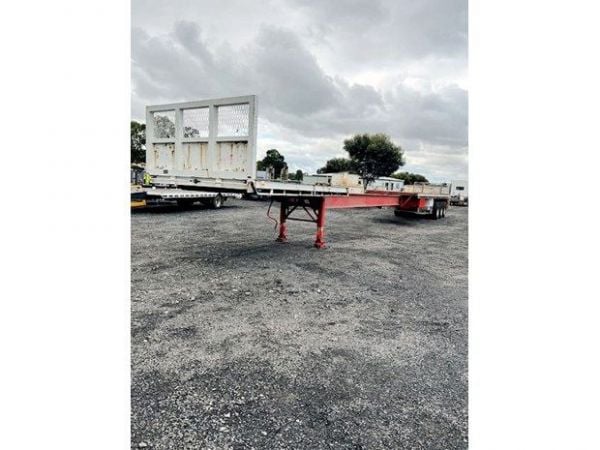 2011 GTE TRI 45FT-70FT EXTENDABLE image