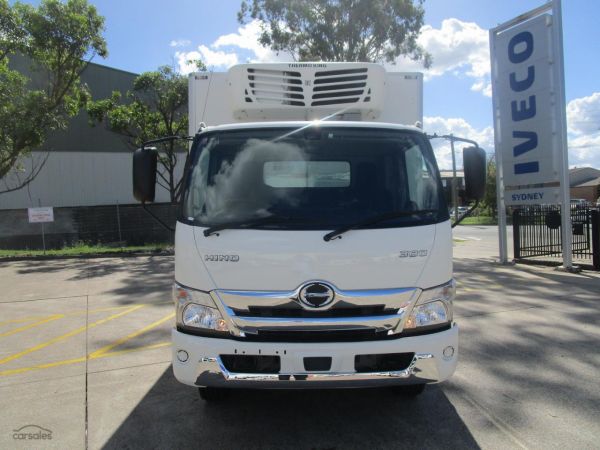 2020 Hino 300 Series 921 image