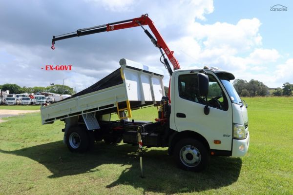 2014 Hino 300 Series 917 Medium image