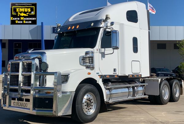 2011 Freightliner Coronado Prime Mover, new motor etc, E.M.U.S TS822.1 image