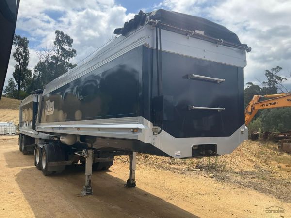 2010 Maxitrans ST2 HXW Tandem Axle Tipping Trailer Combination image