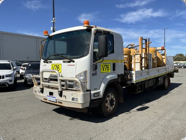 2013 Isuzu FH 4x2 Service Truck image