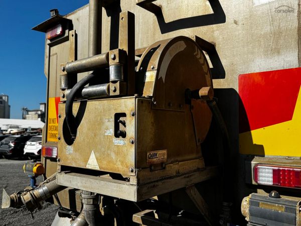 2022 Isuzu FVZ 240-300 image