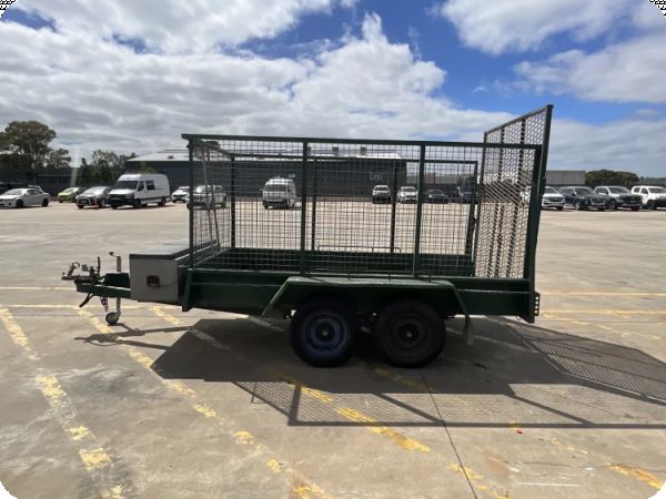 2000 Dual Axle Cage Trailer image