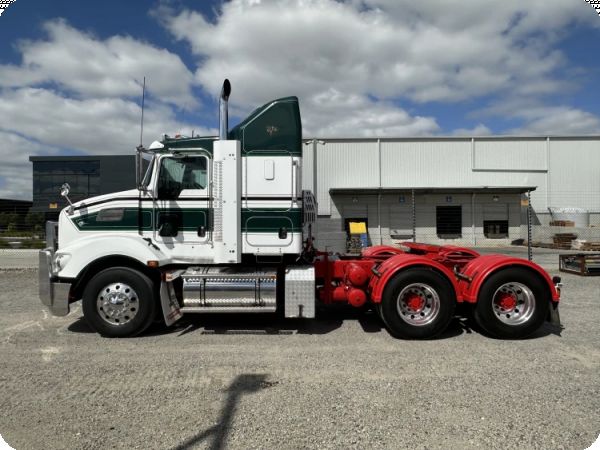 2013 Kenworth T403 6x4 Prime Mover image