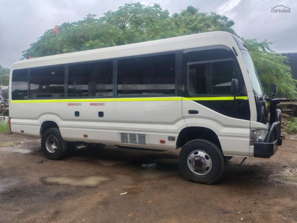 2017 Toyota Coaster 4x4 image