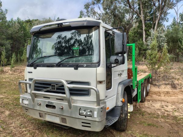 2002 Volvo FL Series FL6E 250 image