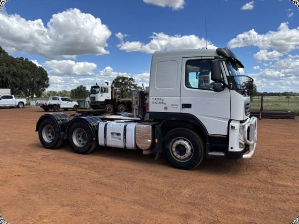 2012 Volvo FM13 Prime Mover 6x4 Prime Mover image