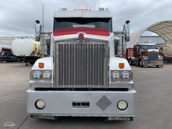 2020 Kenworth T610SAR Day Cab image