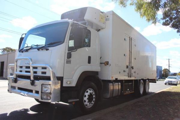 2015 Isuzu F Series FVL 1400 image