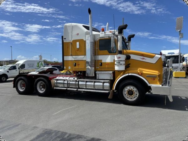 2018 Kenworth T659 6x4 Prime Mover image