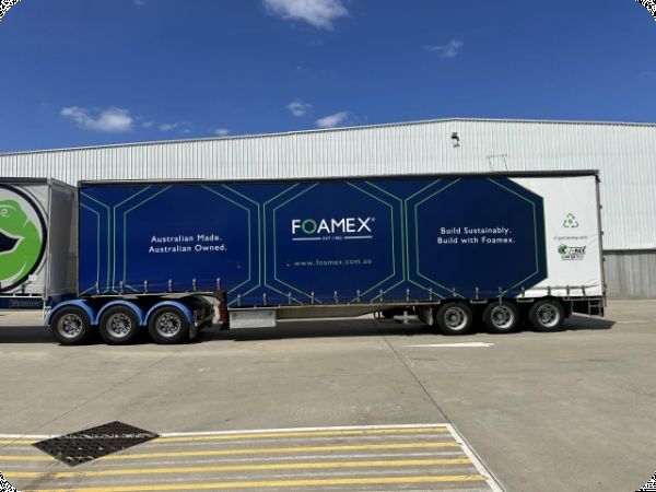 2005 TopStart Tri-Axle Curtainsider B Trailer image