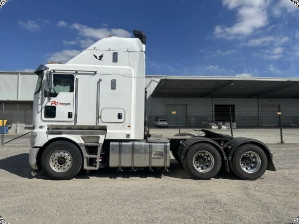 2020 Kenworth K200 Big Cab Aerodyne 6x4 Prime Mover (Auto) image