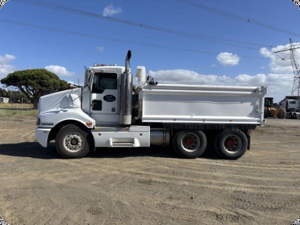 2002 Kenworth T404 6x4 Tipper image