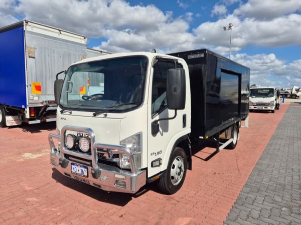 2017 Isuzu NPR65-190  Service Body 3 Ton Service Body image