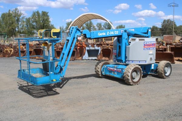 2017 Genie Z34/22IC image