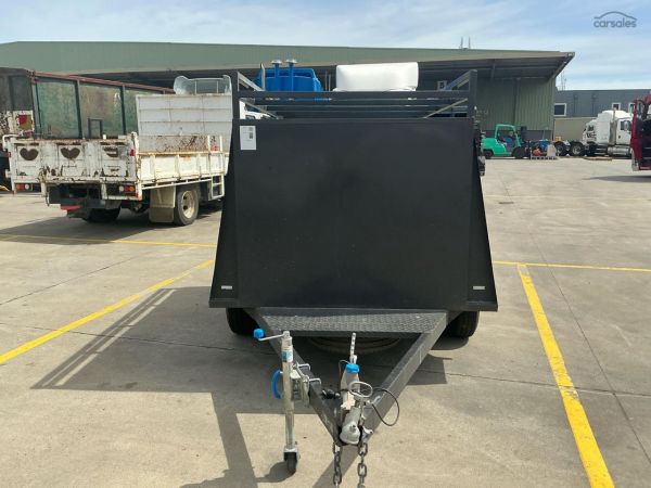 2024 Europe Trailers Box Tandem Axle Enclosed Trailer image