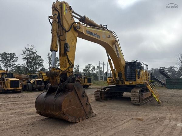 2017 Komatsu PC850-8 image