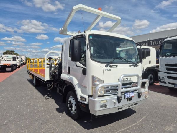 2016 Isuzu FSR 140/120-260 Crane Truck 7 Ton Tray and Crane image