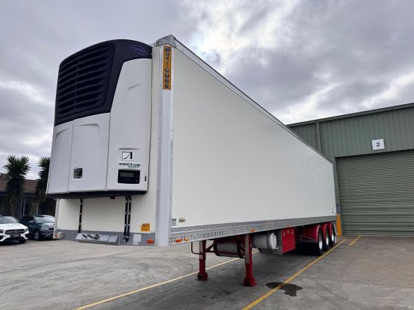 2011 Maxitrans St3 image