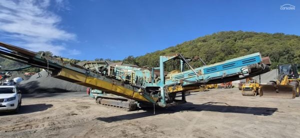 2008 POWERSCREEN Warrior 1800 Screen image