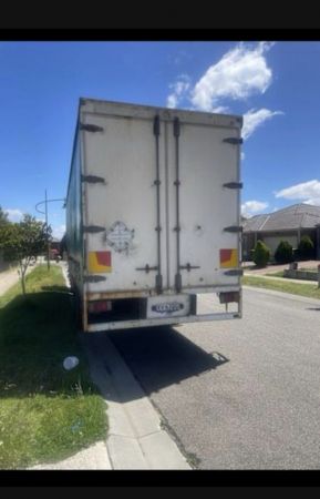 2009 Isuzu, Hino, Mitsubishi Fuso, Nissan Ud, Iveco, Volvo TS022 Curtain Sider image