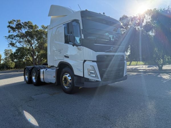 2021 Volvo FM11 Primemover image