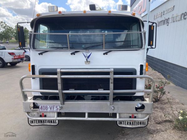 1991 International Acco image