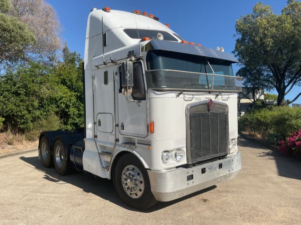 2003 Kenworth K104 Primemover image